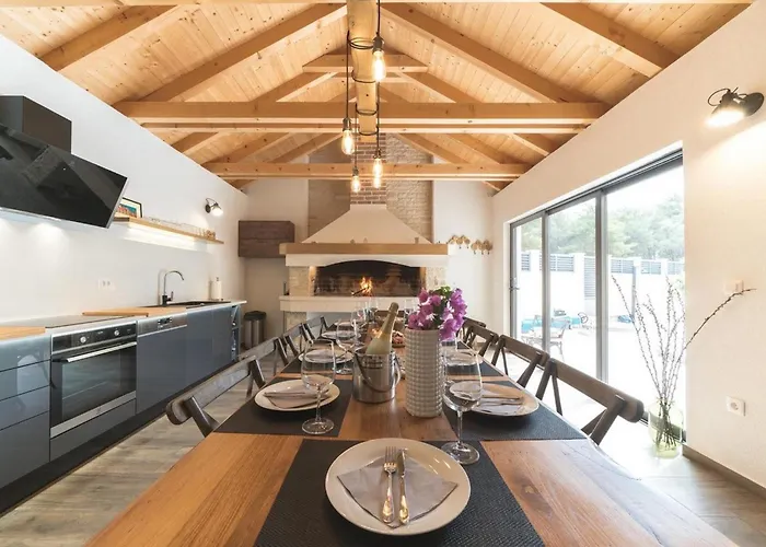 Hébergement de vacances Ella